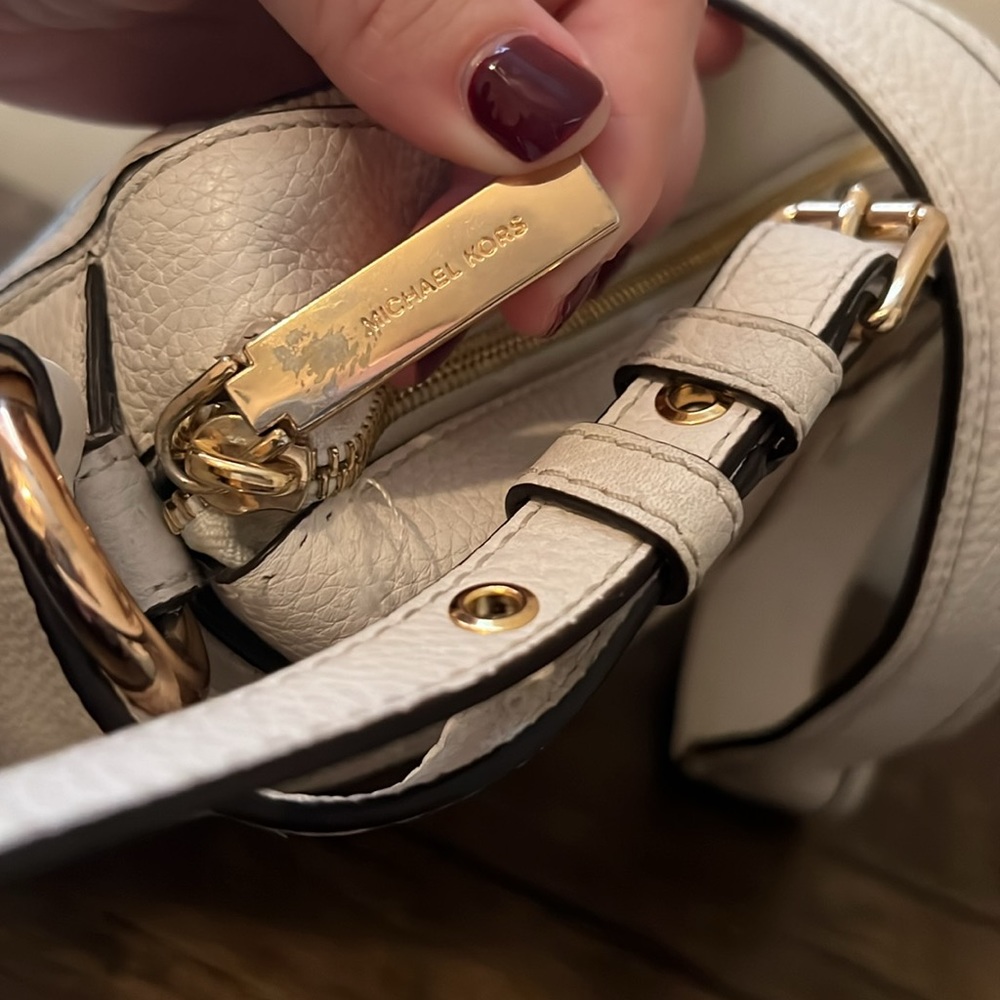 Used condition Coach purse . - Picture 4 of 5